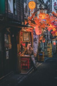 新宿区で駅チカの保育士求人を探す際のポイントは？